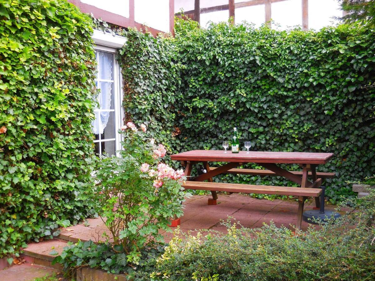 Small Apartment In Hesse With Terrace And Garden Frielendorf Kültér fotó