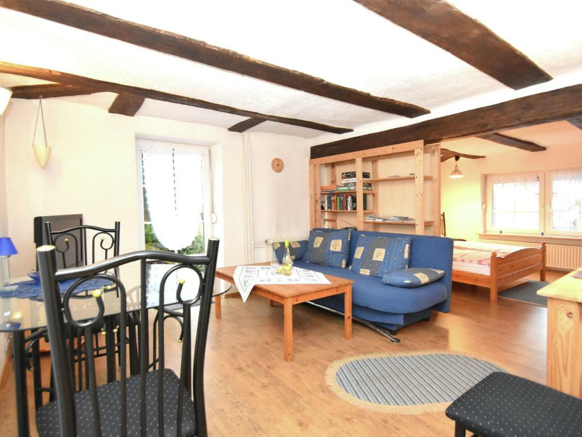 Small Apartment In Hesse With Terrace And Garden Frielendorf Kültér fotó