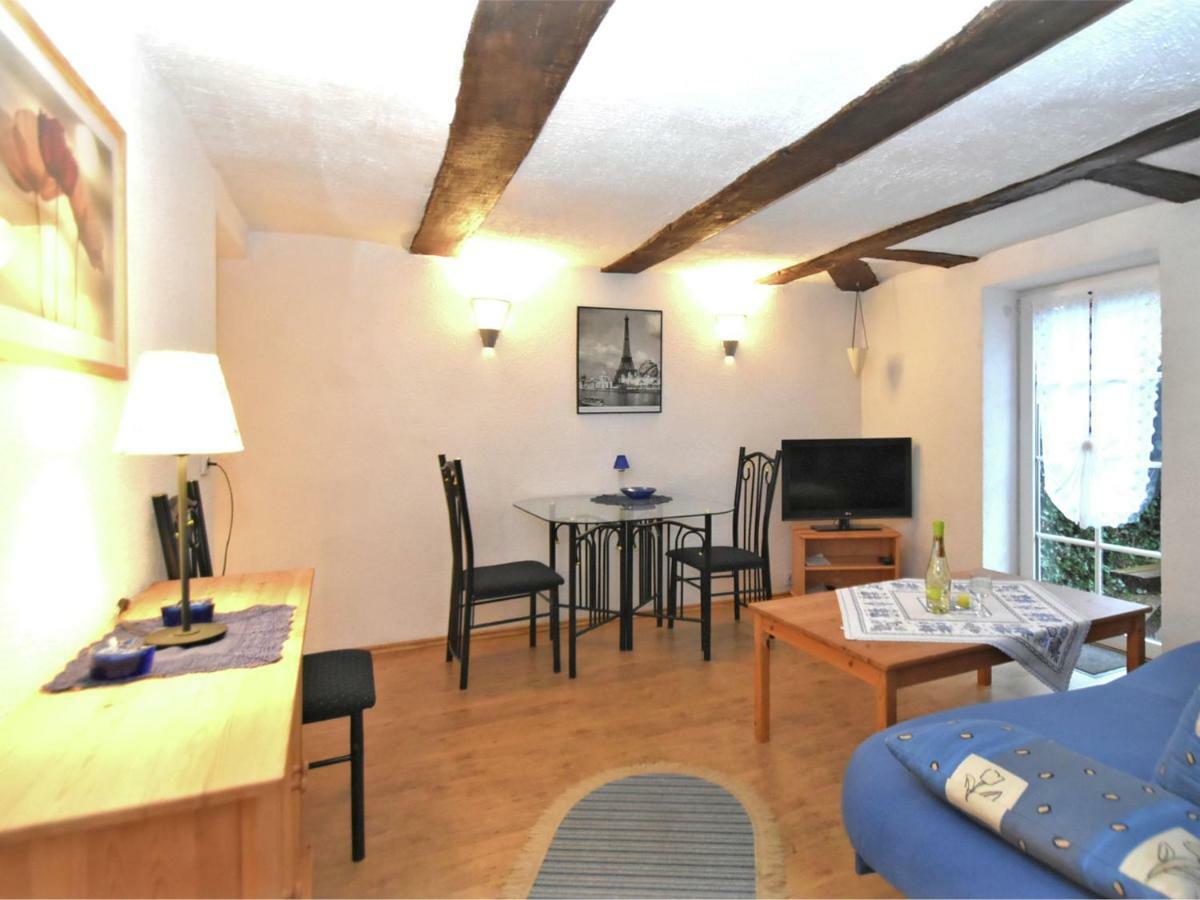 Small Apartment In Hesse With Terrace And Garden Frielendorf Kültér fotó